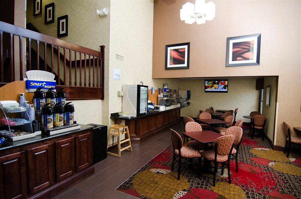 Lexington Inn And Suites Ngoại thất bức ảnh