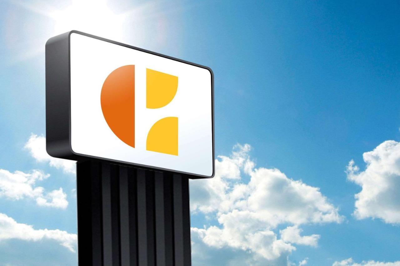 Lexington Inn And Suites Ngoại thất bức ảnh