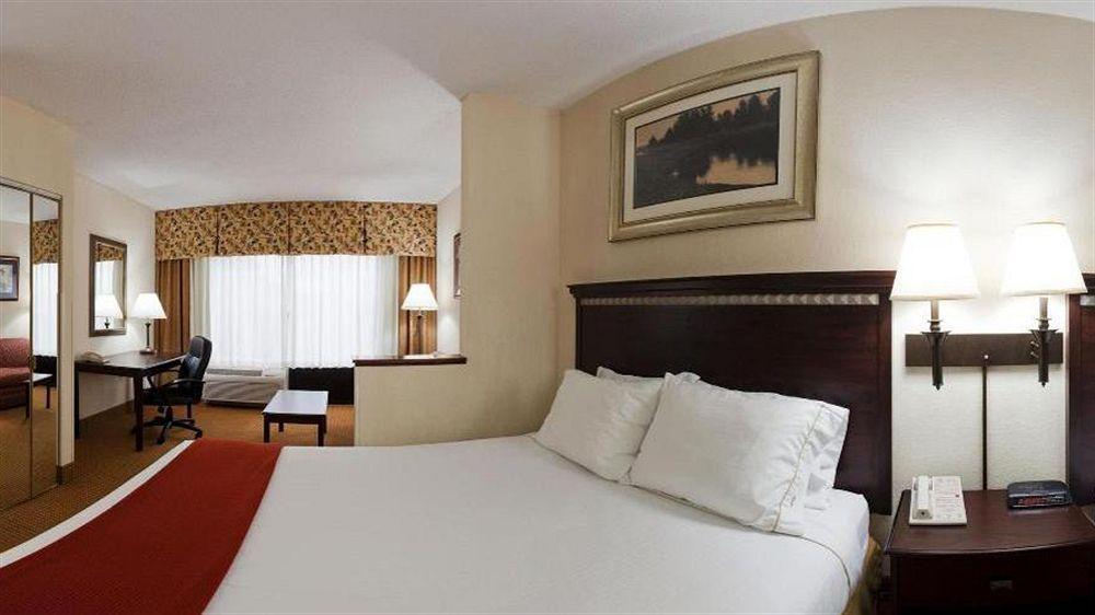 Lexington Inn And Suites Ngoại thất bức ảnh